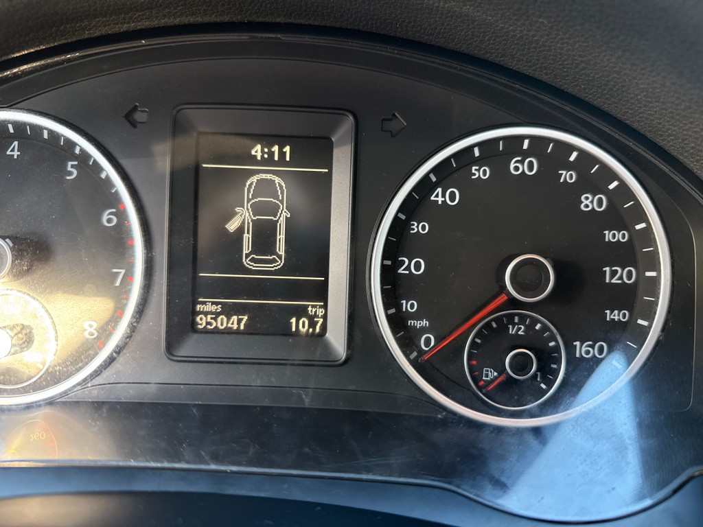 2012 Volkswagen Tiguan Image 5