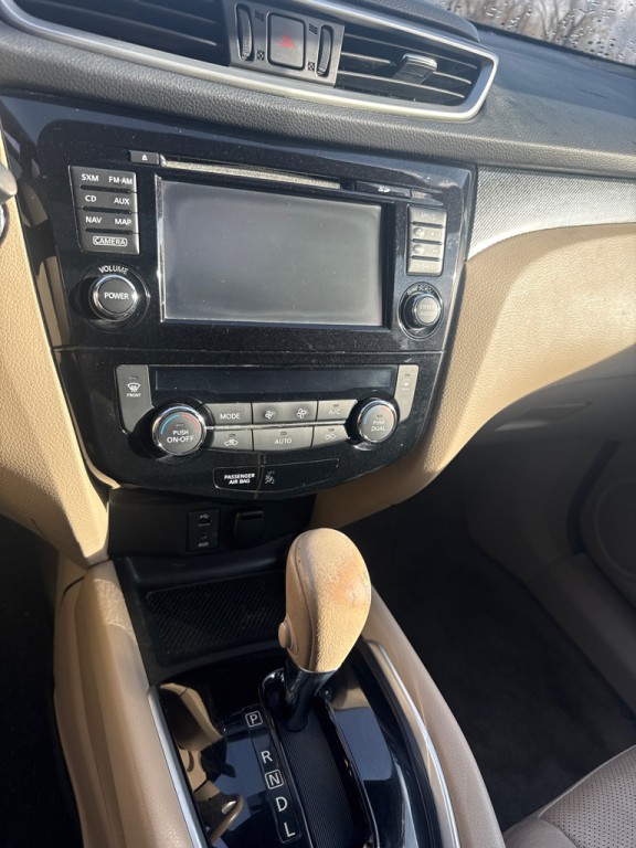 2015 Nissan Rogue Image 6