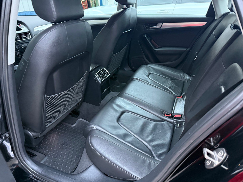 2009 Audi A4 Image 7