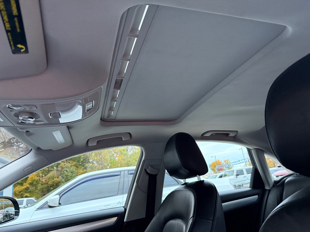 2009 Audi A4 Image 11