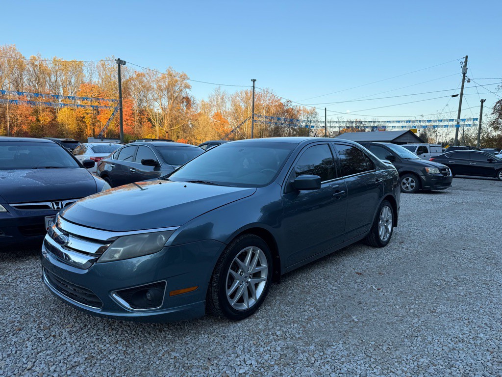 2012 Ford Fusion Image 2
