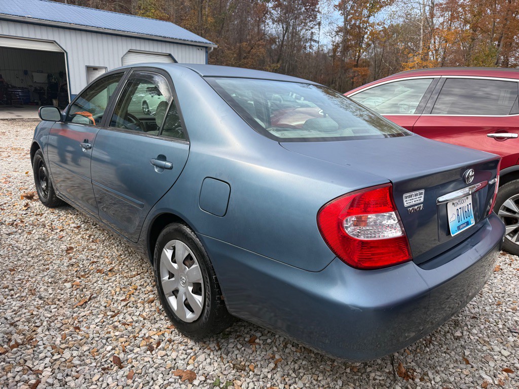 2004 Toyota Camry Image 3