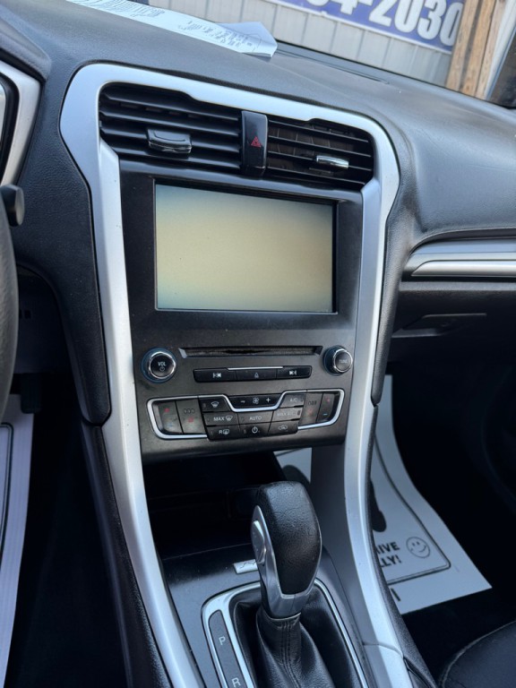 2016 Ford Fusion Image 8