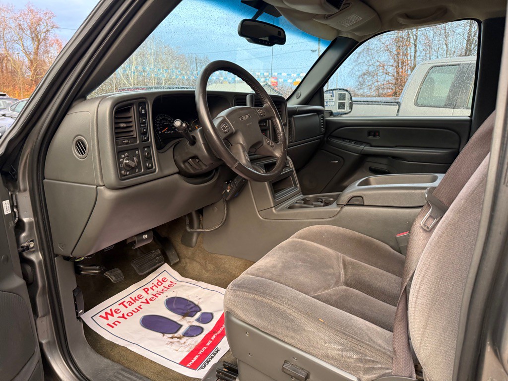 2007 GMC Sierra Image 9