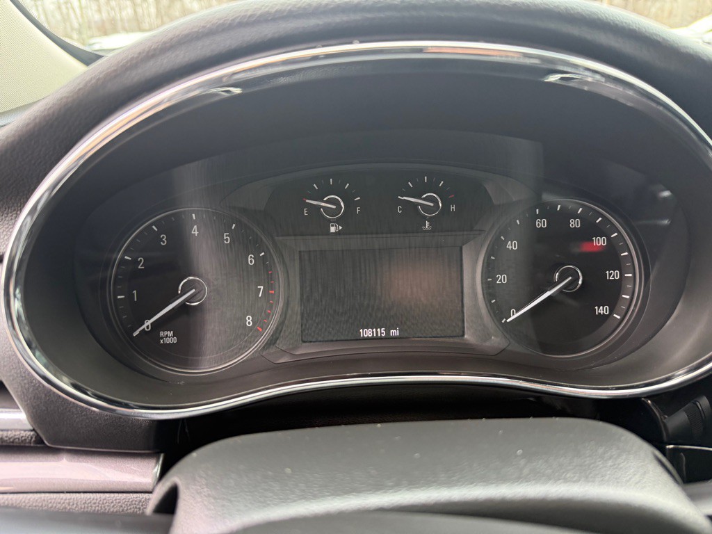 2019 Buick Enclave Image 9