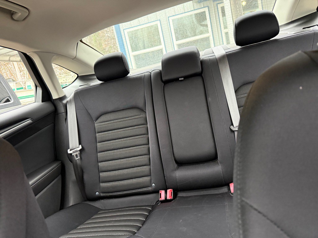 2013 Ford Fusion Image 8