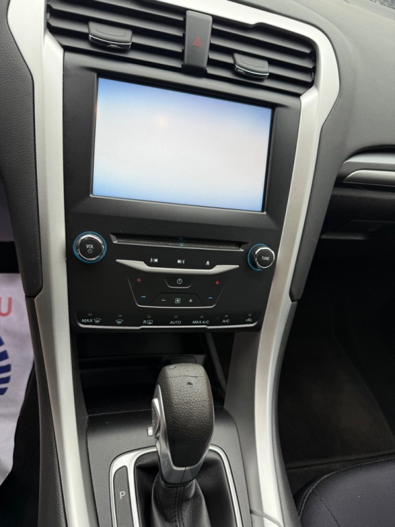 2013 Ford Fusion Image 10