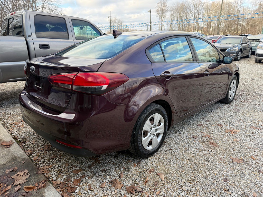 2018 Kia Forte Image 3