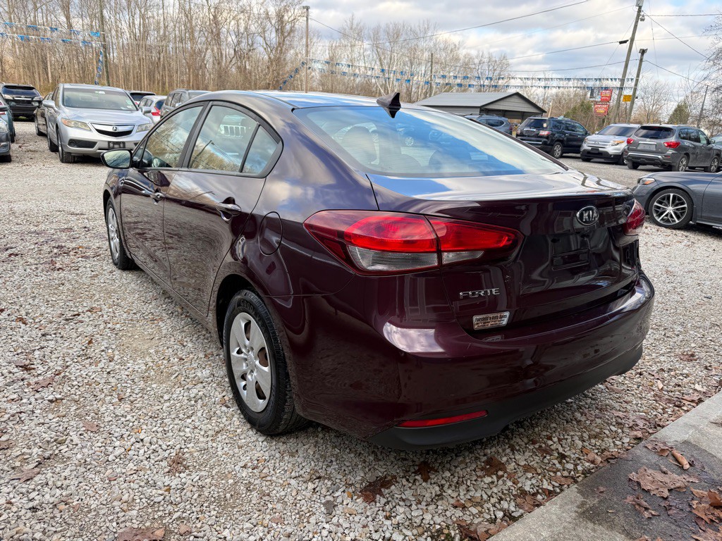2018 Kia Forte Image 4
