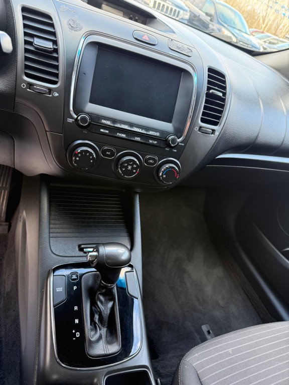 2018 Kia Forte Image 9