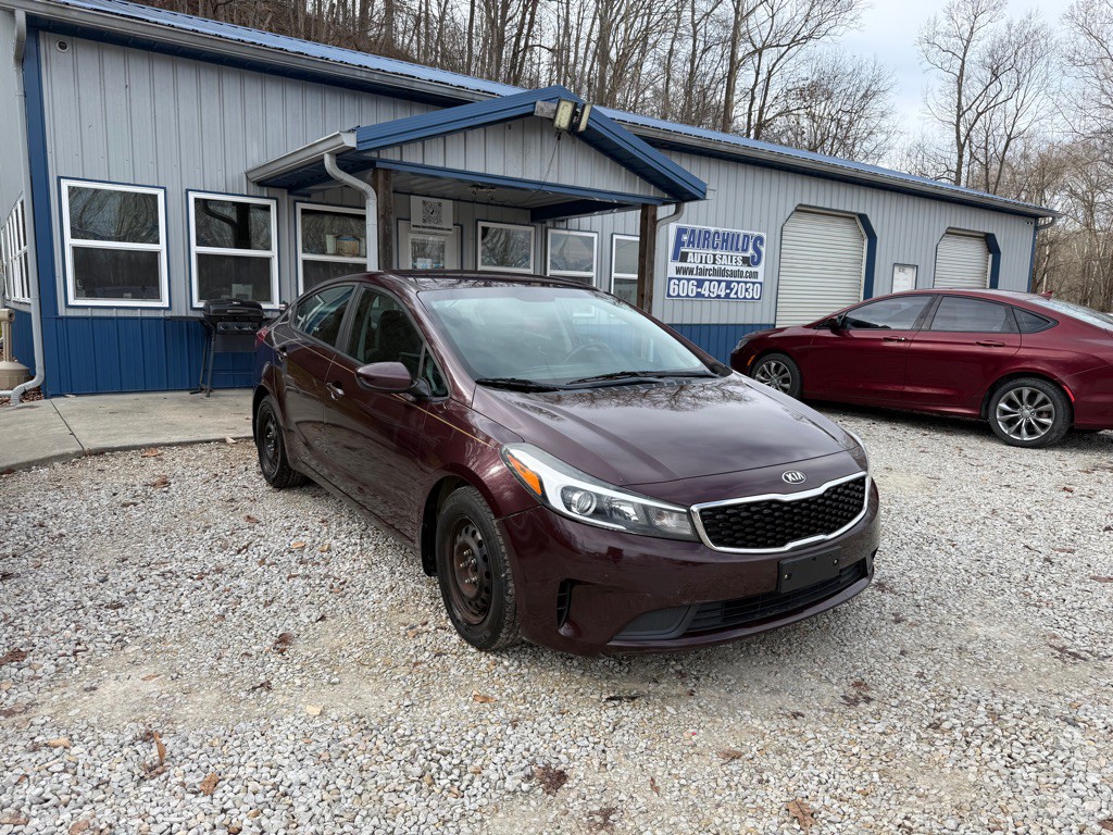 2017 Kia Forte Image 2