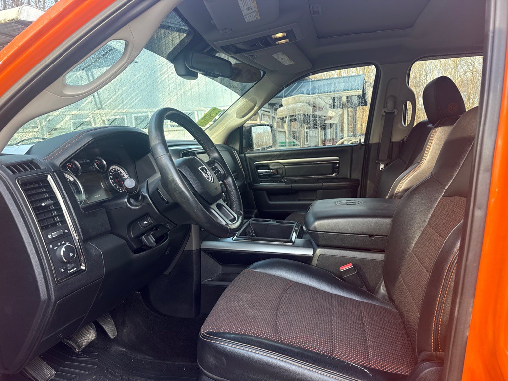 2015 RAM 1500 Image 2