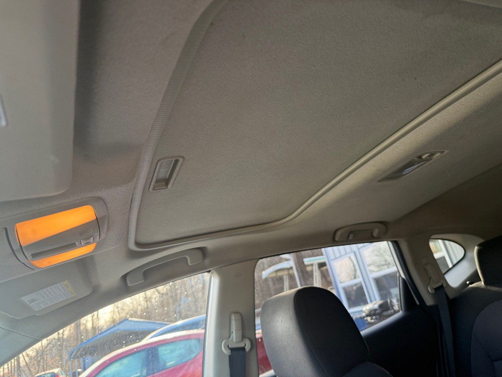 2011 Nissan Rogue Image 10