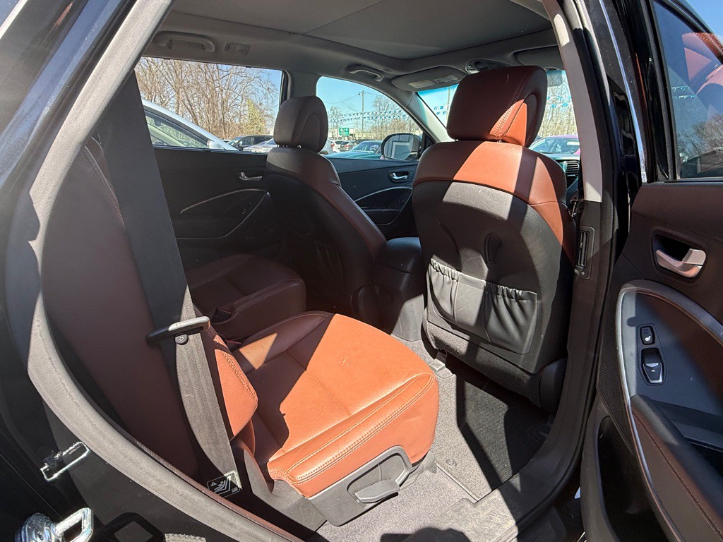 2015 Hyundai Santa Fe Image 5