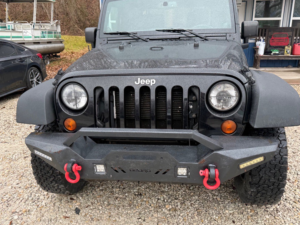 2013 Jeep Wrangler Image 2