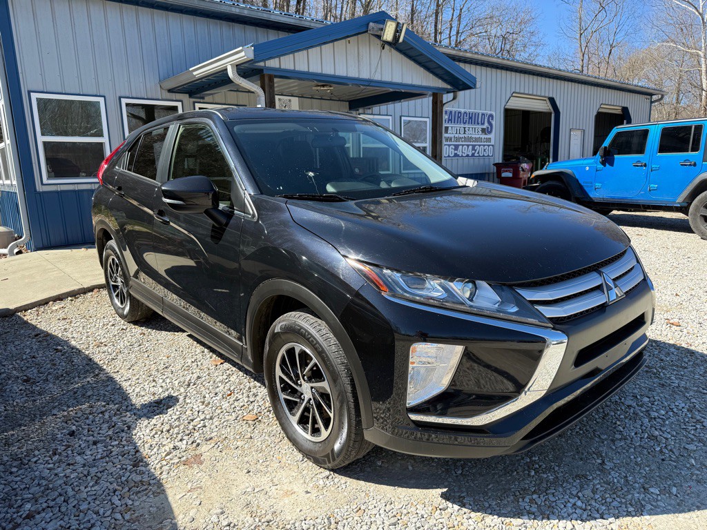 2020 Mitsubishi Eclipse Image 2