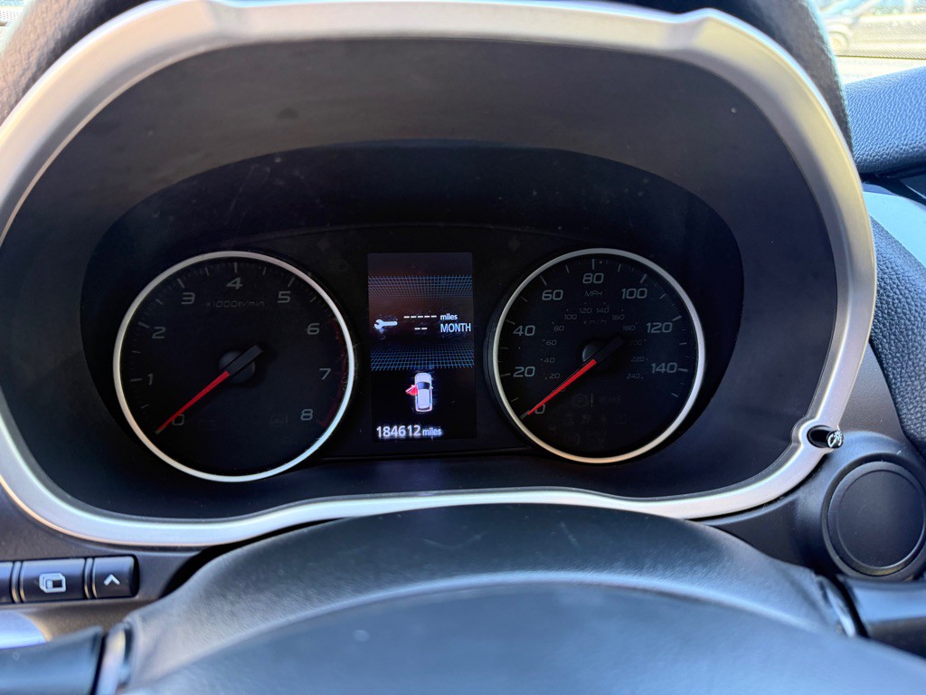 2020 Mitsubishi Eclipse Image 8