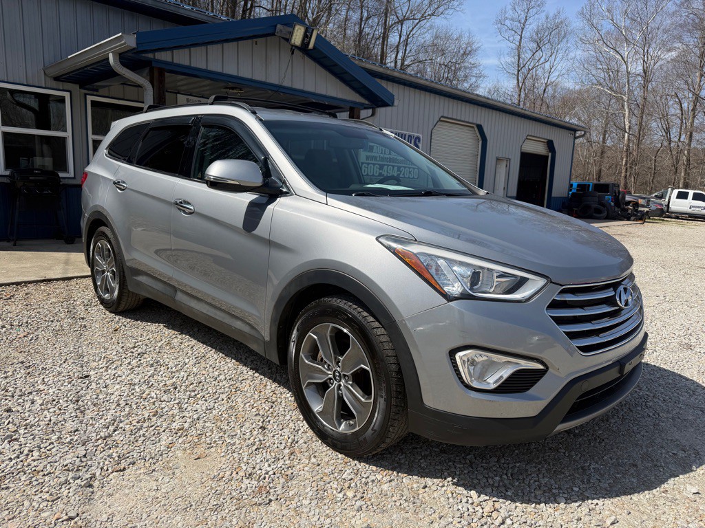 2014 Hyundai Santa Fe Image 1