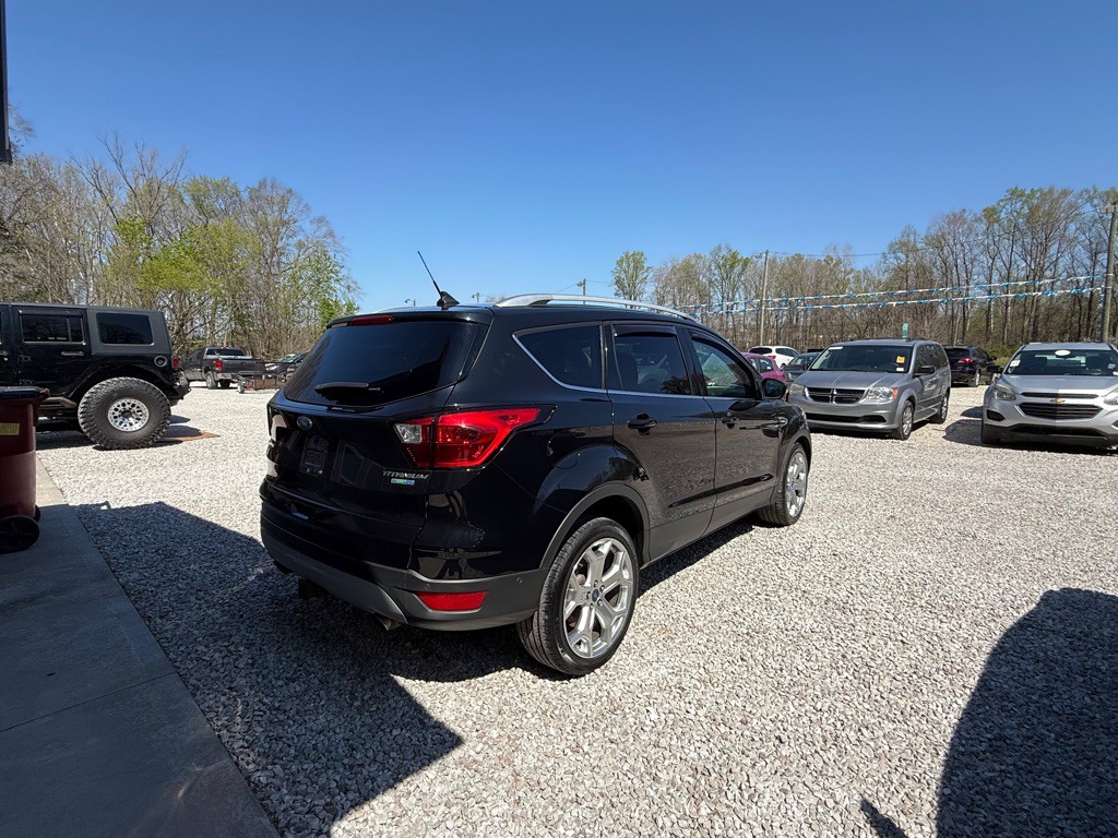 2019 Ford Escape Image 3
