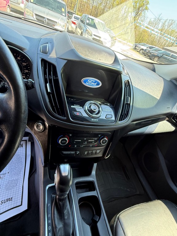 2019 Ford Escape Image 9