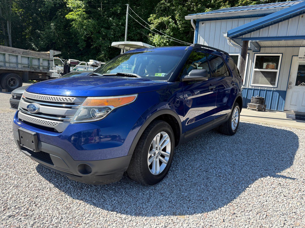 2015 Ford Explorer Image 2