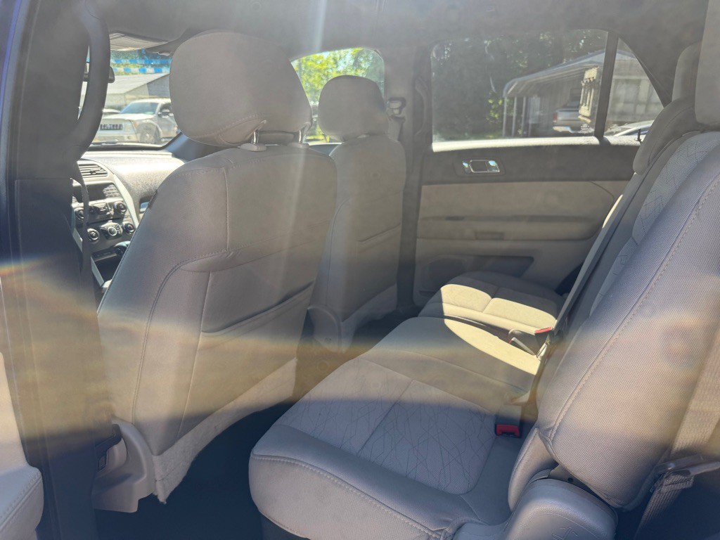 2015 Ford Explorer Image 7