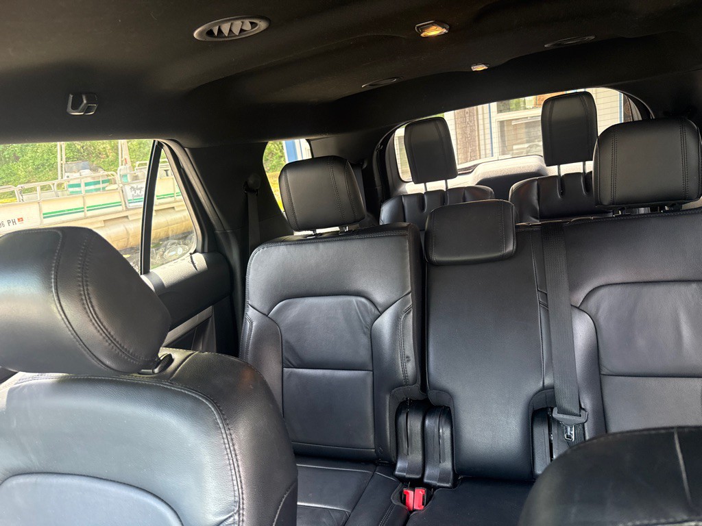 2017 Ford Explorer Image 10