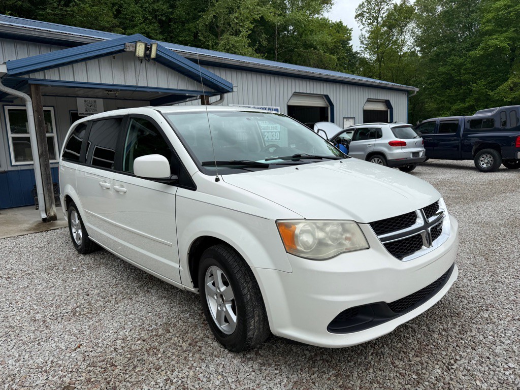 2011 Dodge Grand Caravan Image 2