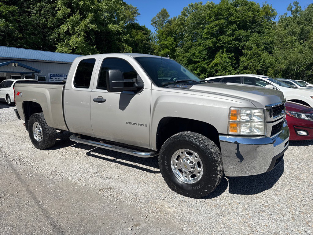 2008 Chevrolet Silverado 1500 Image 2