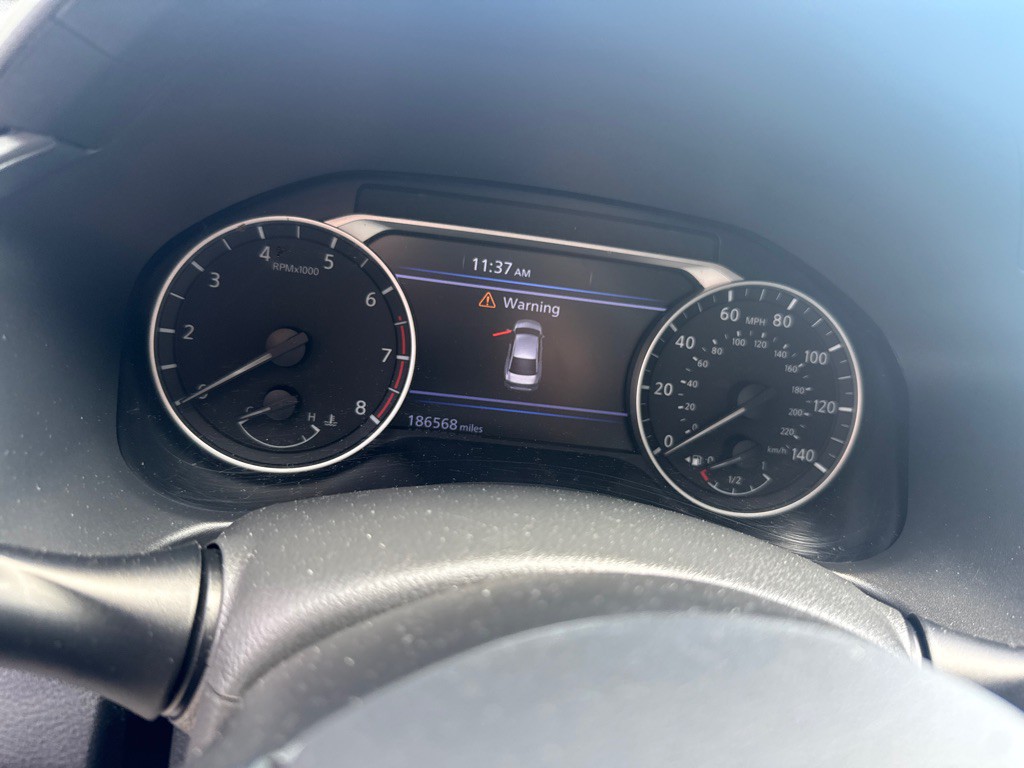 2019 Nissan Altima Image 4