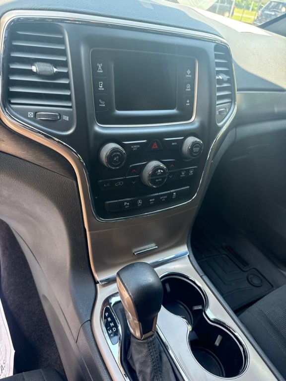 2016 Jeep Grand Cherokee Image 9