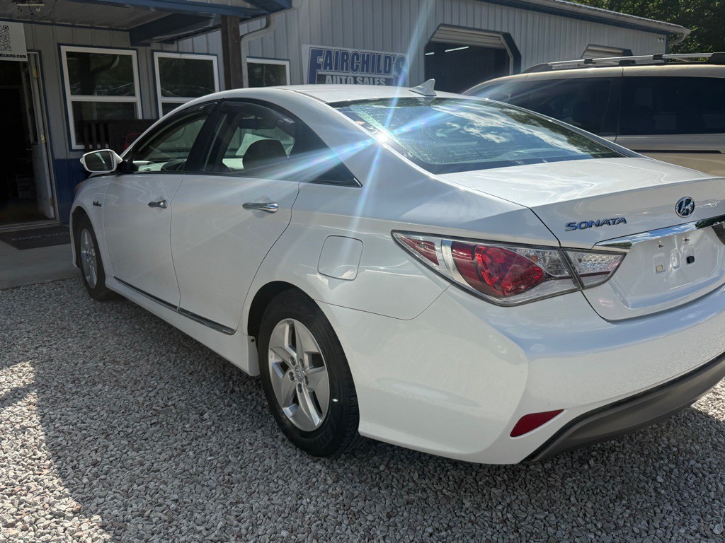 2011 Hyundai Sonata Image 5