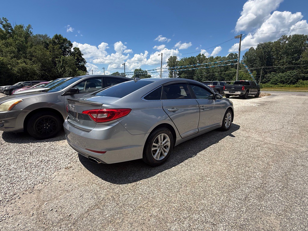 2016 Hyundai Sonata Image 3