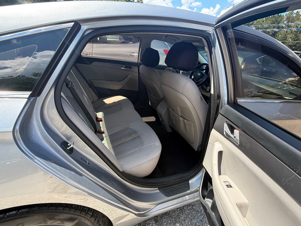 2016 Hyundai Sonata Image 4
