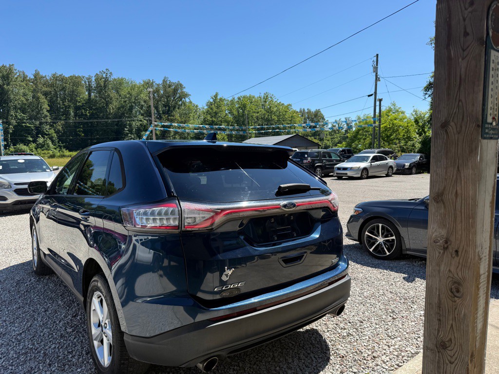 2017 Ford Edge Image 3