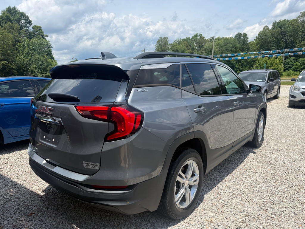 2020 GMC Terrain Image 3