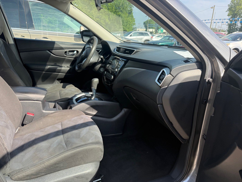 2015 Nissan Rogue Image 7