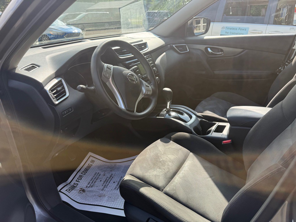 2015 Nissan Rogue Image 8