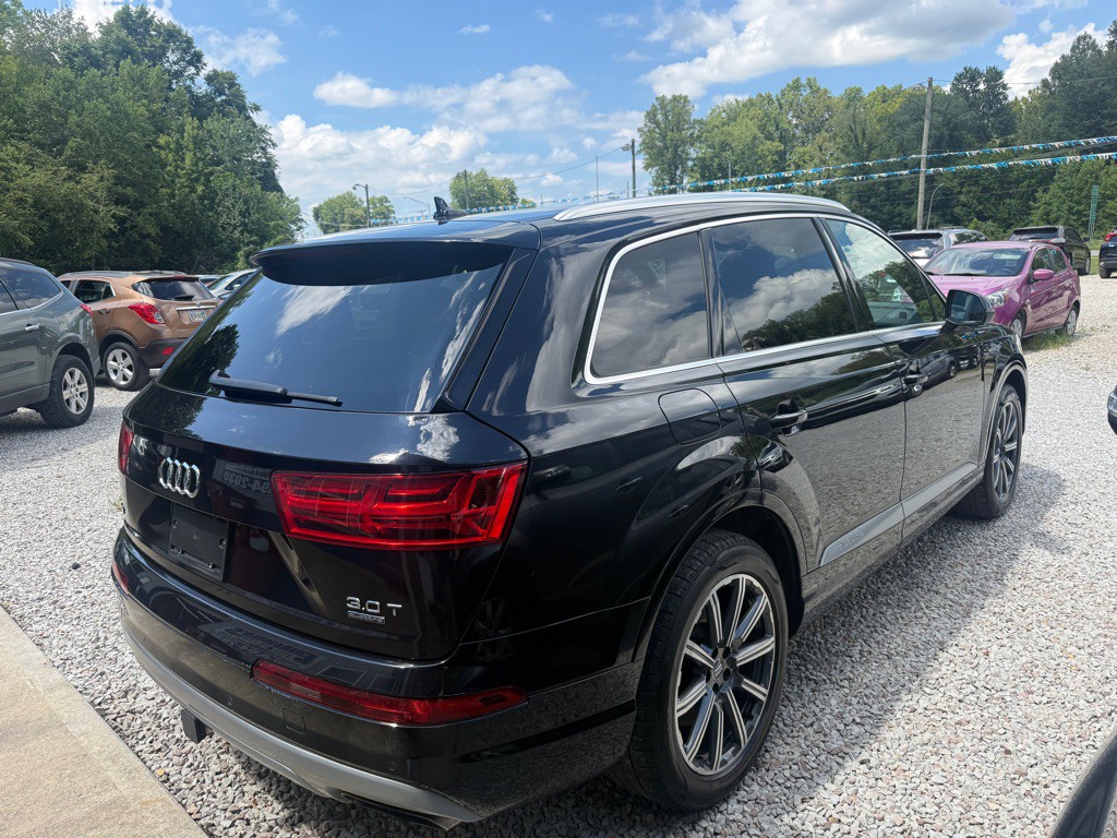 2017 Audi Q7 Image 3