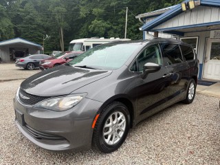 Image for 2020 Chrysler Voyager LXI ID: 7549782