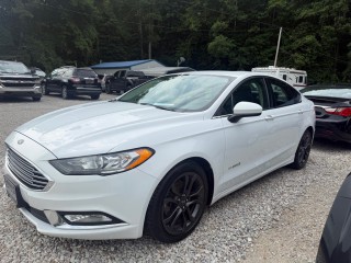 Image for 2018 Ford Fusion Se Hybrid ID: 7553035