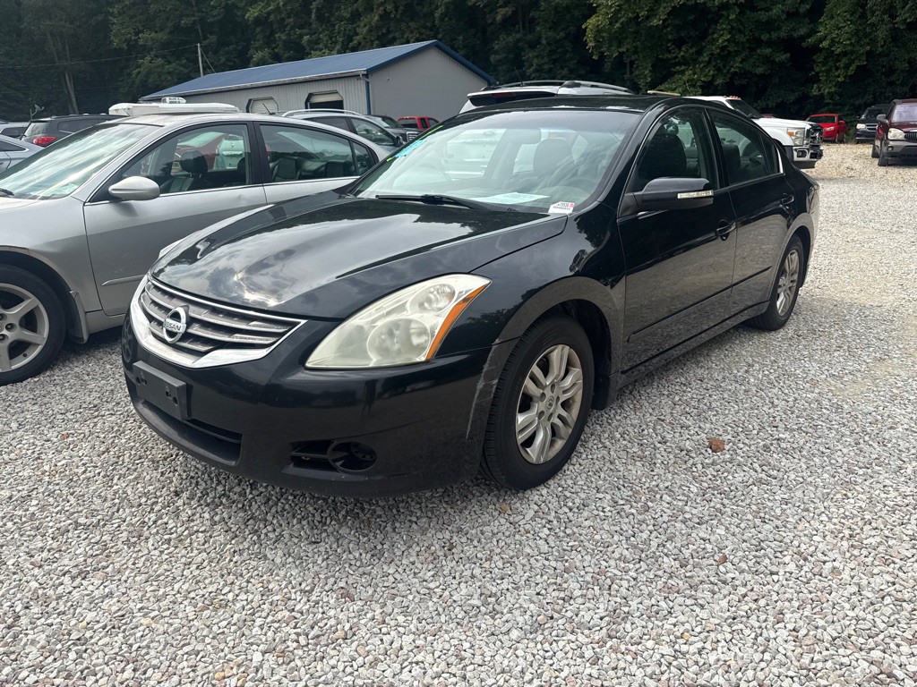2011 Nissan Altima Image 1