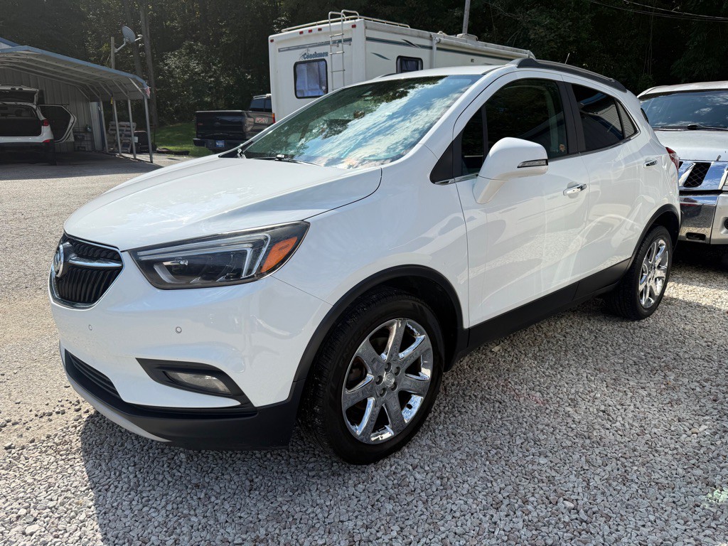 2017 Buick Enclave Image 1
