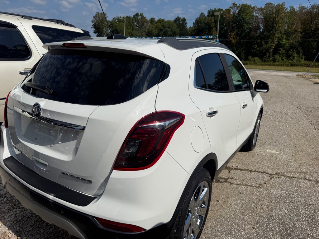 2017 Buick Enclave Image 3