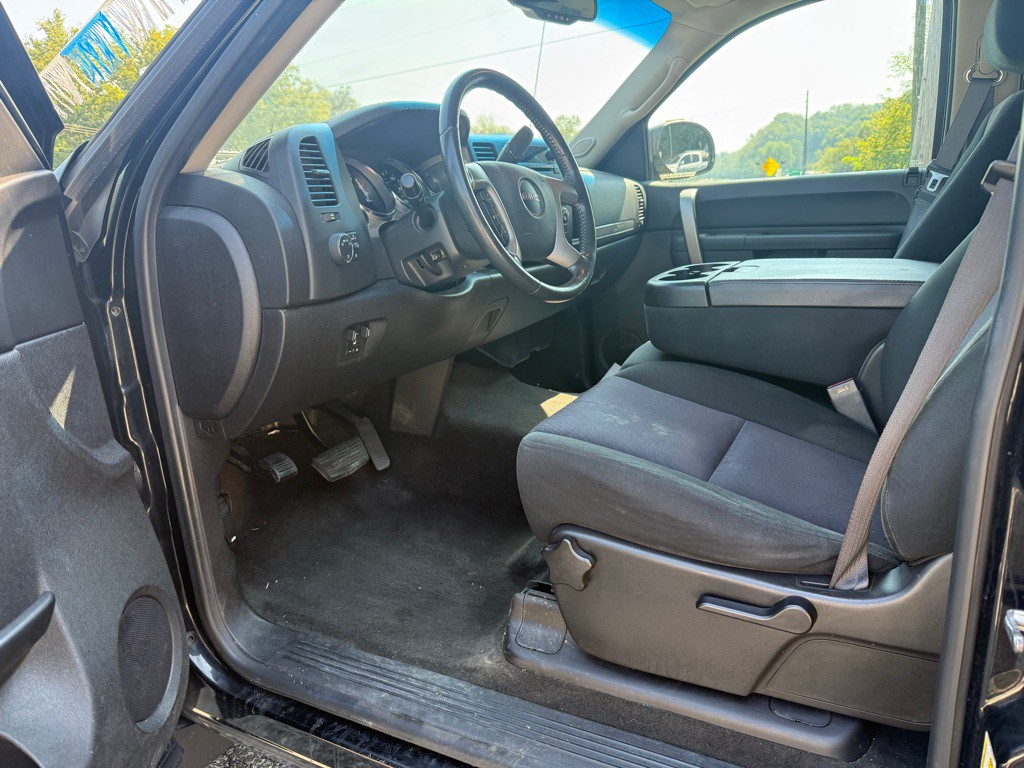 2011 GMC Sierra Image 4