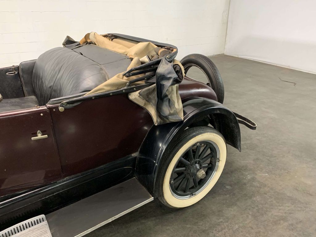 2023 Buick Roadster Image 9