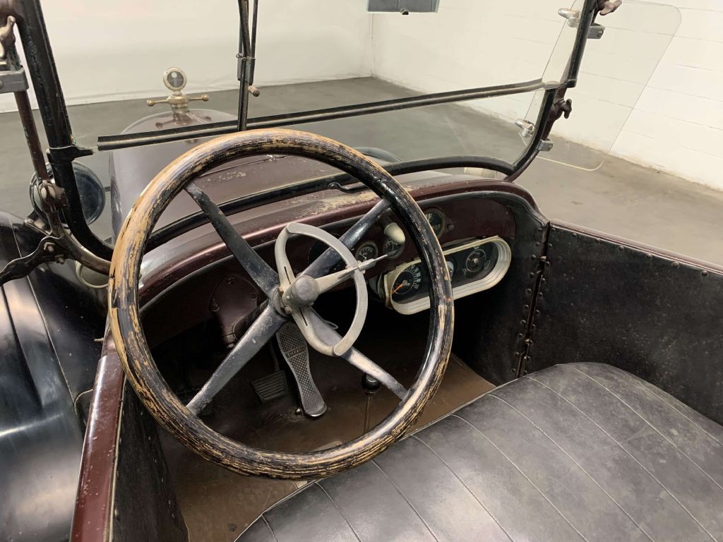 2023 Buick Roadster Image 19