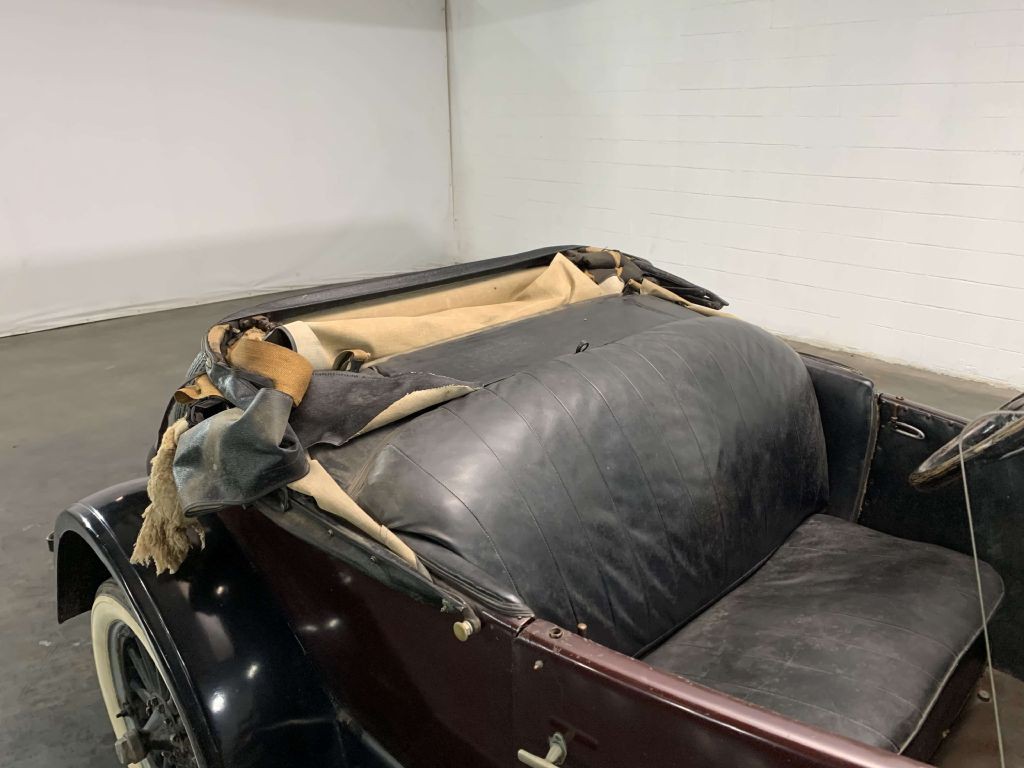 2023 Buick Roadster Image 25