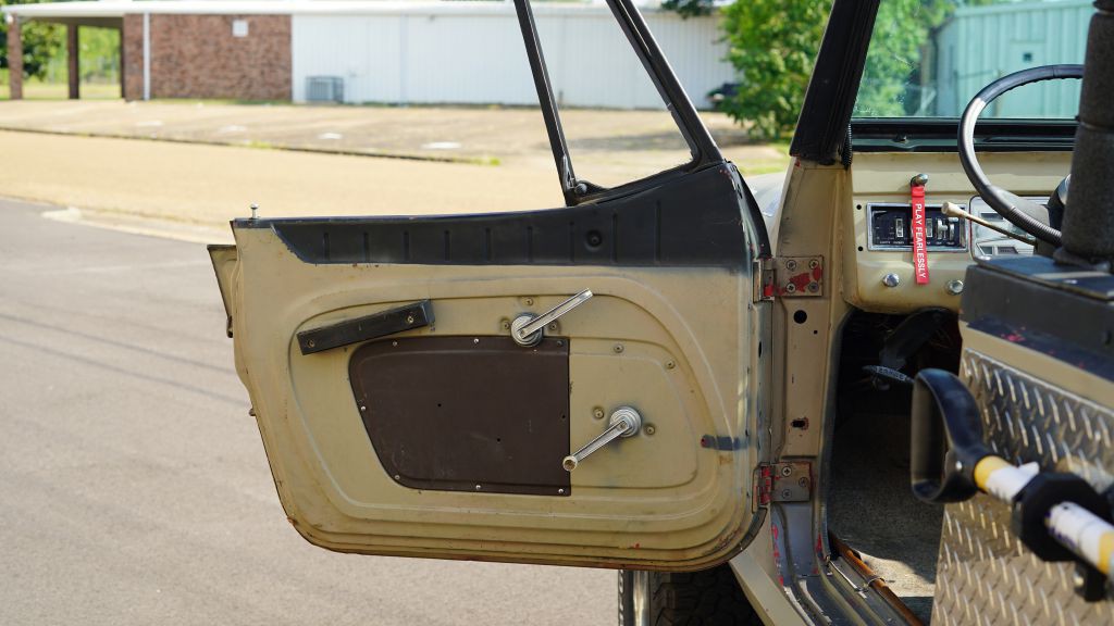 1970 Jeep Commando Image 10