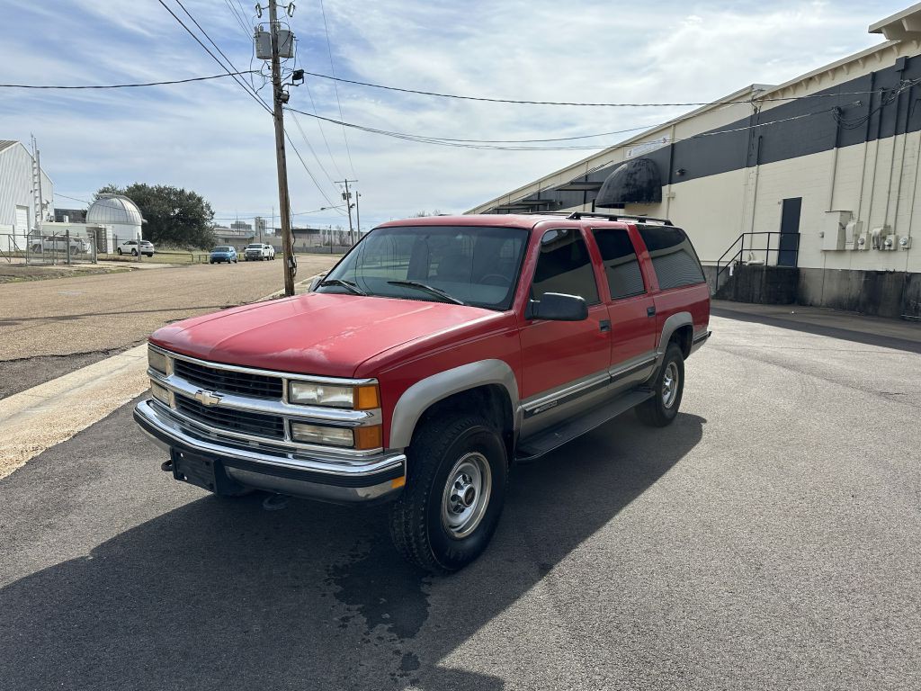1998 Chevrolet Suburban Image 9